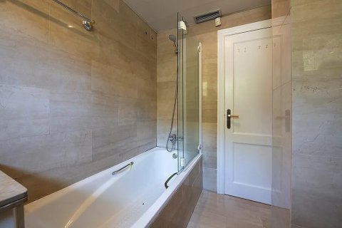 Lägenhet till salu i Sitges, Barcelona, Spanien 3 sovrum, Nr. 140855 - foto 16