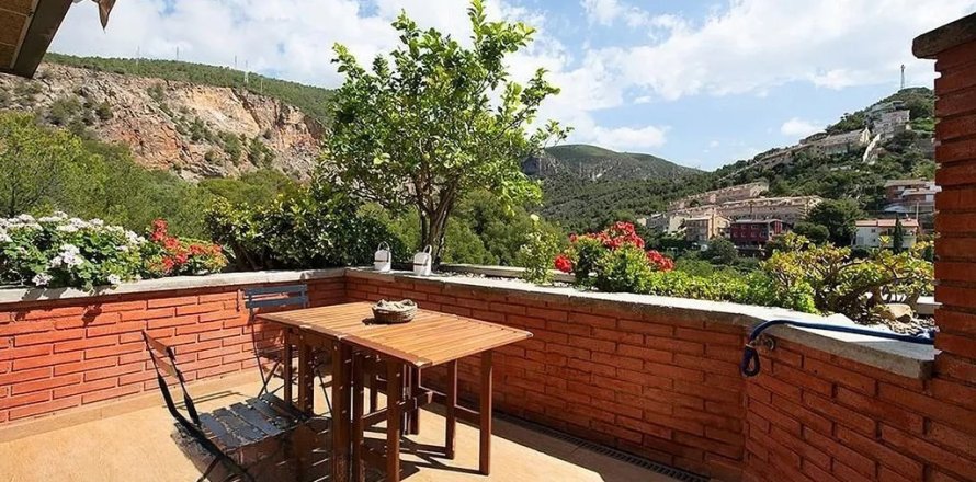 Lägenhet i Sitges, Barcelona, Spanien 3 sovrum, Nr. 140855