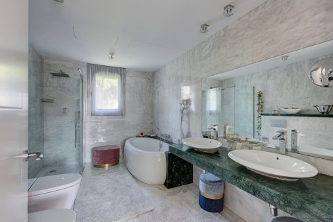 Сasa en venta en Gavà, Barcelona, España 8 dormitorios, 945 m2 No. 140849 - foto 11