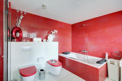 Сasa en venta en Gavà, Barcelona, España 8 dormitorios, 945 m2 No. 140849 - foto 24