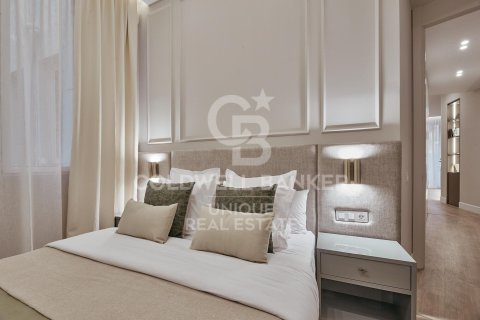 Huoneisto myytävänä Madrid, Espanja, 3 makuuhuonetta, 117 m2 No. 158317 - kuva 22
