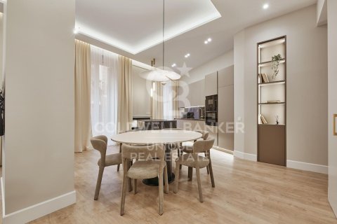 Huoneisto myytävänä Madrid, Espanja, 3 makuuhuonetta, 117 m2 No. 158317 - kuva 8