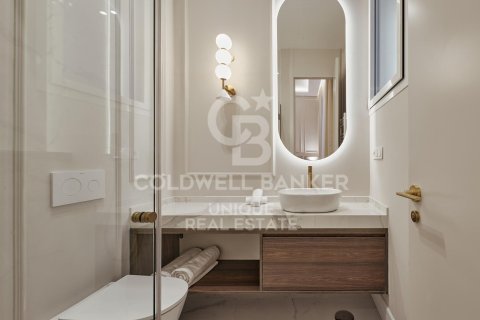 Huoneisto myytävänä Madrid, Espanja, 3 makuuhuonetta, 117 m2 No. 158317 - kuva 29