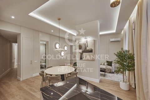 Huoneisto myytävänä Madrid, Espanja, 3 makuuhuonetta, 117 m2 No. 158317 - kuva 7