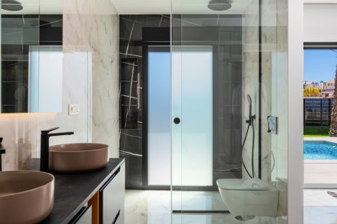 Продажа виллы в Аликанте, Испания 3 спальни, 168м2 №156359 - фото 22