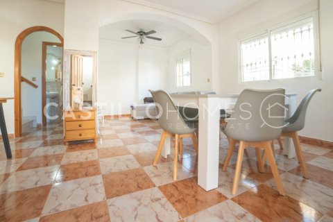 Villetta a schiera in vendita a La Regia, Alicante, Spagna 2 camere da letto, 75 mq. N° 144020 - foto 12