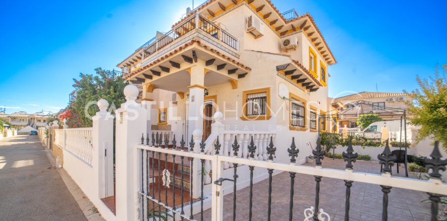 Villetta a schiera a La Regia, Alicante, Spagna 2 camere da letto, 75 mq. N° 144020