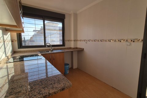 Kaupunkipientalo myytävänä Torrevieja, Alicante, Espanja, 3 makuuhuonetta, 91 m2 No. 144022 - kuva 4