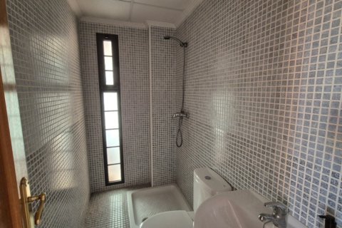 Kaupunkipientalo myytävänä Torrevieja, Alicante, Espanja, 3 makuuhuonetta, 91 m2 No. 144022 - kuva 8