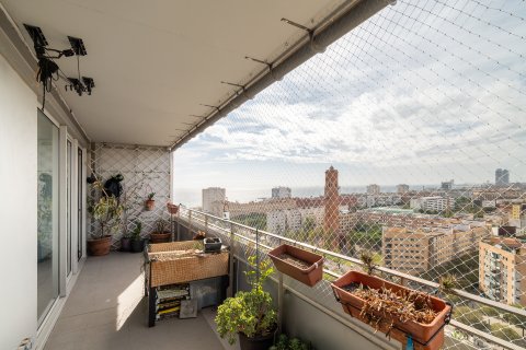 Apartment à vendre Barcelona, Espagne, 3 chambres, 131 m2 No. 133522 - photo 1