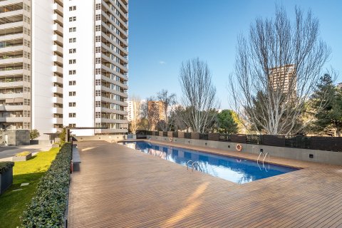 Apartment à vendre Barcelona, Espagne, 3 chambres, 131 m2 No. 133522 - photo 3