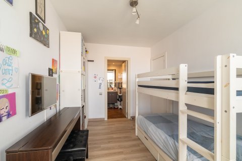 Apartment à vendre Barcelona, Espagne, 3 chambres, 131 m2 No. 133522 - photo 9