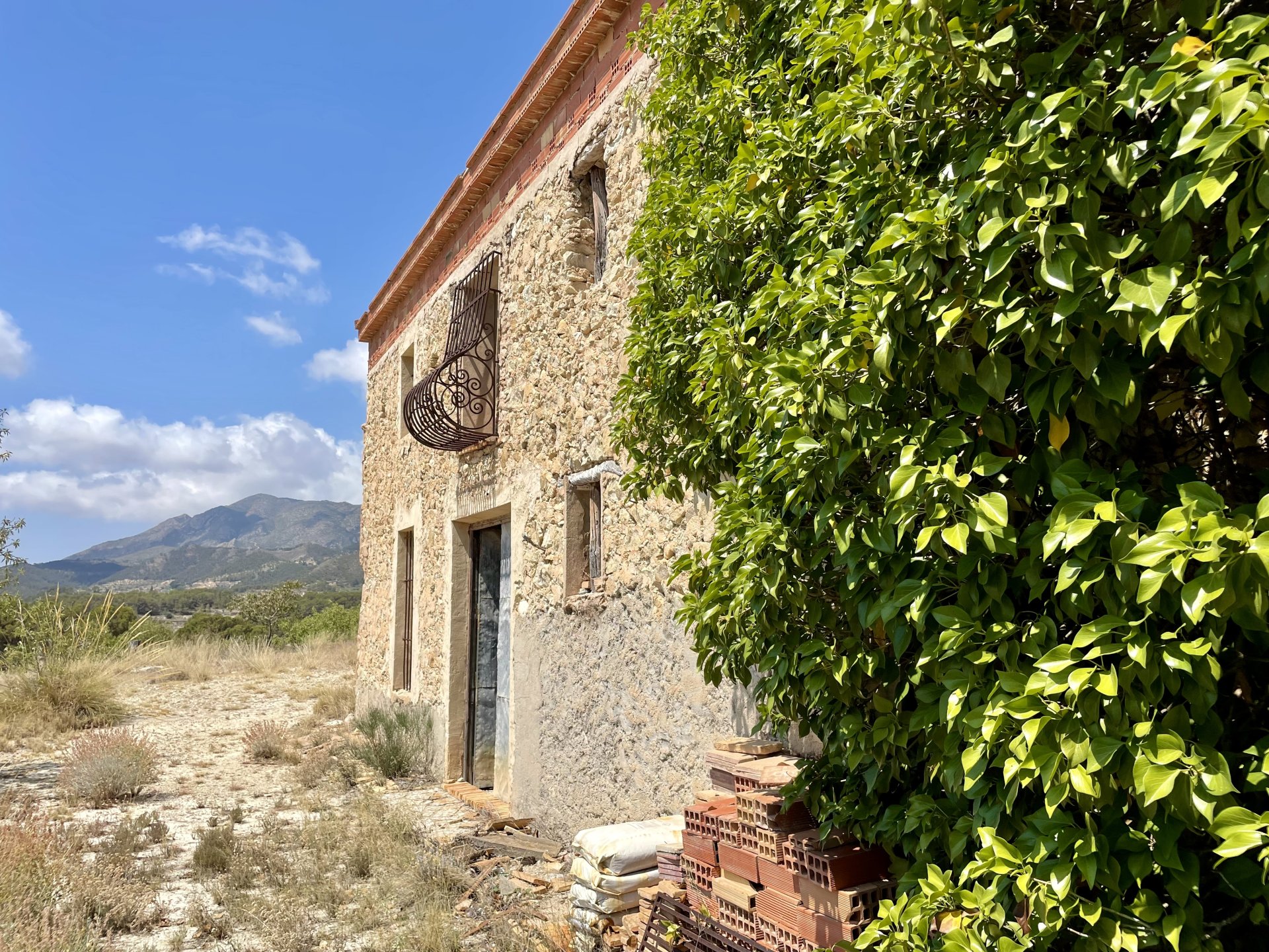 Finca a Relleu, Alicante, Spagna 166 mq. N° 192506