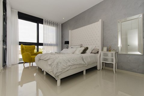 Villa till salu Campoamor, Alicante, Spanien 4 sovrum, 157 kvm. Nr. 116538 - foto 7