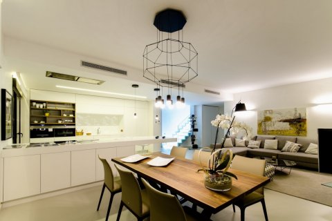 Villa for sale Campoamor, Alicante, Spain 4 bedrooms, 196 sq.m. No. 116541 - photo 20
