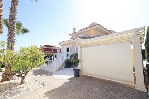Villa for sale Ciudad Quesada, Alicante, Spain 5 bedrooms, 358 sq.m. No. 114533 - photo 8