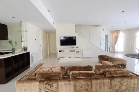 Villa for sale Ciudad Quesada, Alicante, Spain 5 bedrooms, 358 sq.m. No. 114533 - photo 16