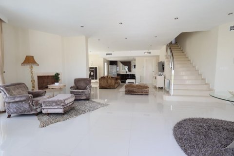Villa for sale Ciudad Quesada, Alicante, Spain 5 bedrooms, 358 sq.m. No. 114533 - photo 10