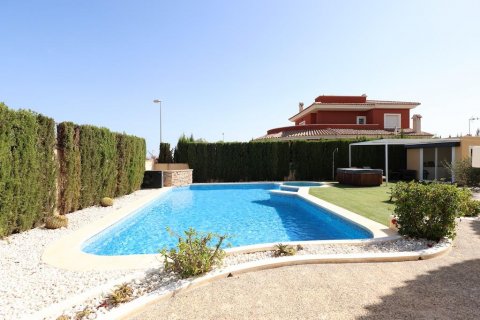 Villa for sale Ciudad Quesada, Alicante, Spain 5 bedrooms, 358 sq.m. No. 114533 - photo 2