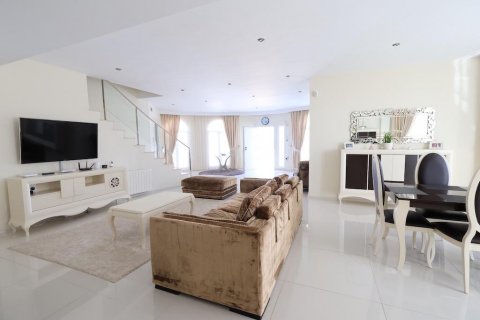 Villa for sale Ciudad Quesada, Alicante, Spain 5 bedrooms, 358 sq.m. No. 114533 - photo 14