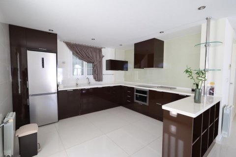 Villa for sale Ciudad Quesada, Alicante, Spain 5 bedrooms, 358 sq.m. No. 114533 - photo 9
