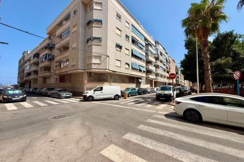 Lägenhet till salu i Torrevieja, Alicante, Spanien 2 sovrum, 69 kvm. Nr. 190793 - foto 6