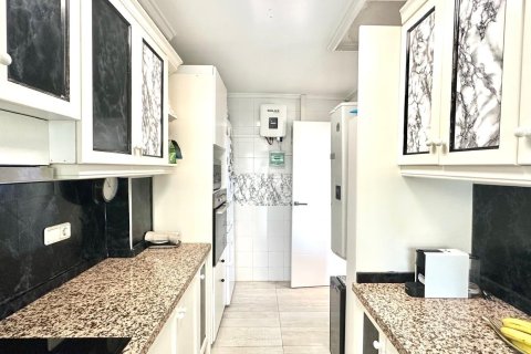 Apartament w La Regia, Alicante, Hiszpania 4 sypialnie, 119 mkw. nr 168862 – zdjęcie 23