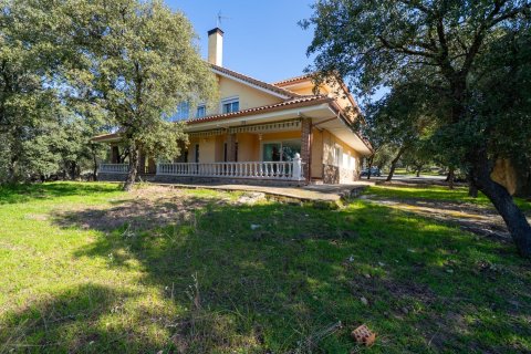 Продажа виллы в Кольменарехо, Мадрид, Испания 8 спален, 2178м2 №168861 - фото 13