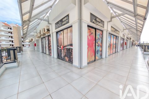 Liikekiinteistö myytävänä Arona, Tenerife, Espanja , 302 m2 No. 172451 - kuva 3