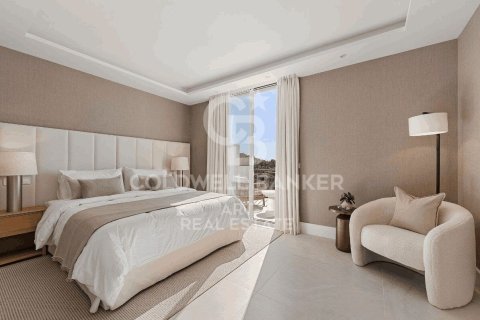 Kaupunkipientalo myytävänä Benahavis, Malaga, Espanja, 4 makuuhuonetta, 263 m2 No. 158301 - kuva 4
