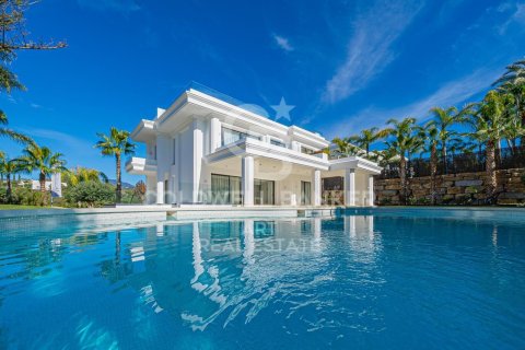 Talo Marbella, Malaga, Espanja 6 makuuhuonetta, 647 m2 No. 158303