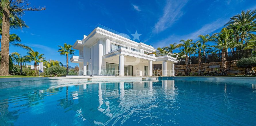 Hus i Marbella, Malaga, Spanien 6 sovrum, 647 kvm. Nr. 158303