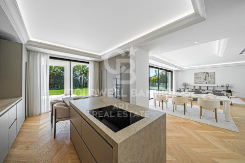 Продажа дома в Марбелья, Малага, Испания 6 спален, 647м2 №158303 - фото 11