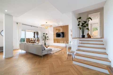 Kattohuoneisto myytävänä Marbella, Malaga, Espanja, 3 makuuhuonetta, 198 m2 No. 158300 - kuva 9