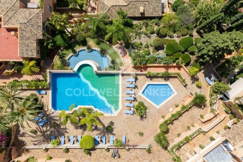 Kattohuoneisto myytävänä Marbella, Malaga, Espanja, 3 makuuhuonetta, 198 m2 No. 158300 - kuva 2