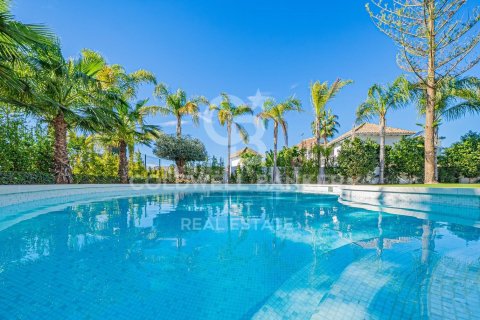 Hus till salu i Marbella, Malaga, Spanien 6 sovrum, 641 kvm. Nr. 158302 - foto 2