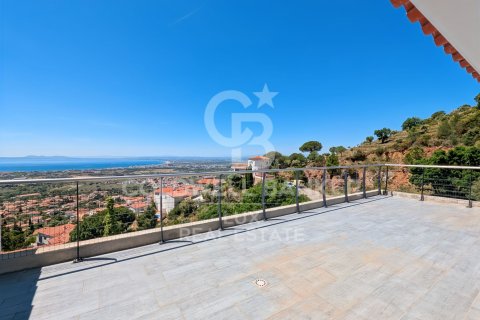 Villa zum Verkauf in Roses, Girona, Spanien 5 Schlafzimmer, 240 m2 Nr. 158588 - Foto 2