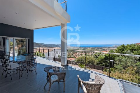 Villa zum Verkauf in Roses, Girona, Spanien 5 Schlafzimmer, 240 m2 Nr. 158588 - Foto 12