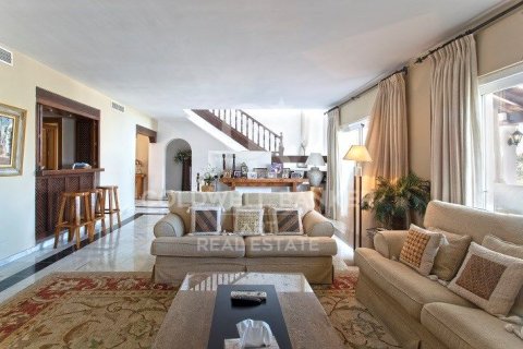 Villa à vendre à Marbella, Malaga, Espagne, 5 chambres, 400 m2 No. 158594 - photo 9