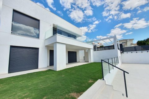 Villa en venta en Manilva, Málaga, España 4 dormitorios, 168 m2 No. 169141 - foto 7