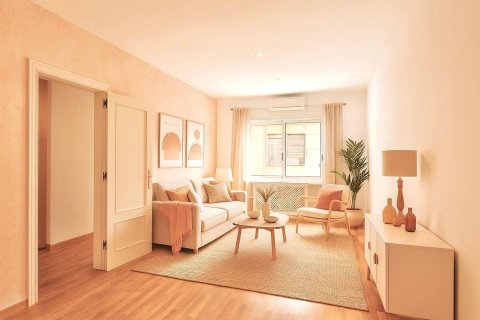 Lägenhet i Barcelona, Spanien 3 sovrum, 79 kvm. Nr. 160786