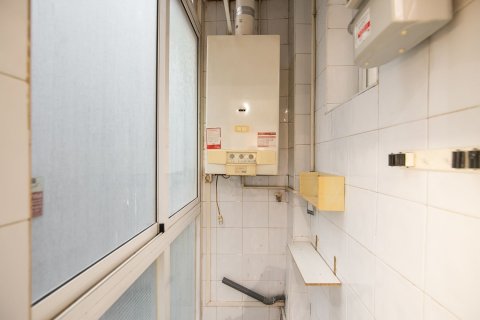 Lägenhet till salu i Barcelona, Spanien 3 sovrum, 79 kvm. Nr. 160786 - foto 23