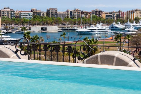 Lägenhet till salu i Barcelona, Spanien 3 sovrum, 183 kvm. Nr. 160774 - foto 30