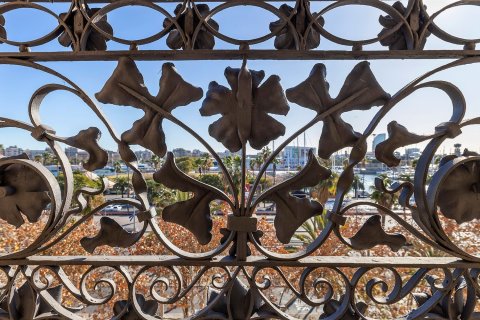 Lägenhet till salu i Barcelona, Spanien 3 sovrum, 183 kvm. Nr. 160774 - foto 8