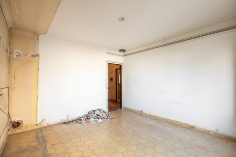 Lägenhet till salu i Barcelona, Spanien 5 sovrum, 188 kvm. Nr. 160785 - foto 11