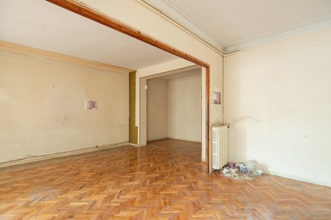 Lägenhet till salu i Barcelona, Spanien 5 sovrum, 188 kvm. Nr. 160785 - foto 19