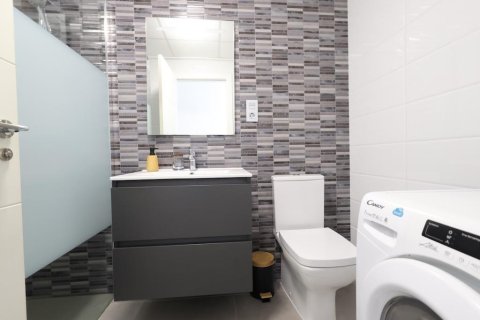 Bungalow zum Verkauf in Pilar de la Horadada, Alicante, Spanien 2 Schlafzimmer, 70 m2 Nr. 160665 - Foto 15