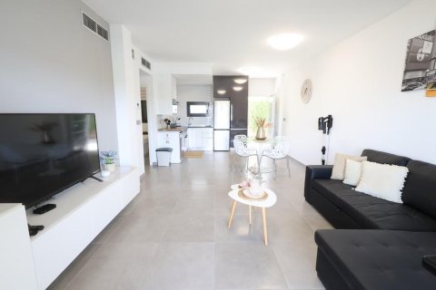 Bungalow zum Verkauf in Pilar de la Horadada, Alicante, Spanien 2 Schlafzimmer, 70 m2 Nr. 160665 - Foto 10