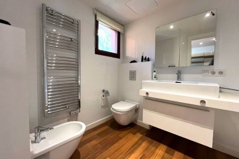 Commercial property for rent in Santa Ponsa, Mallorca, Spain 3 bedrooms, 209 sq.m. No. 150121 - photo 13