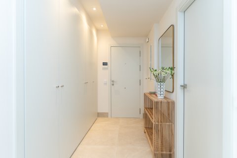 Apartment for sale in Benahavis, Malaga, Spain 3 bedrooms, 118.54 sq.m. No. 174463 - photo 17
